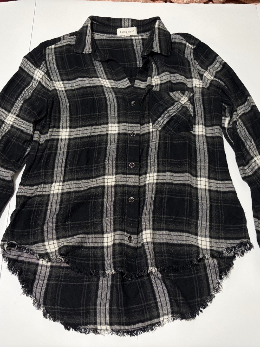 Bella Dahl Plaid Flannel Shirt Small Black White Frayed Hem Raw Trim Long Sleeve